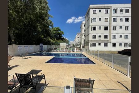 Apartamento à venda com 40m², 2 quartos e 1 vaga Apartamento à venda com 40m², 2 quartos e 1 vagaÁrea comum - Piscina