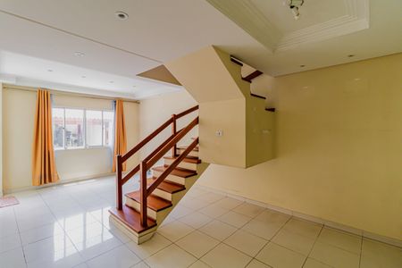 Sala de casa de condomínio à venda com 3 quartos, 131m² em Vila Polopoli, São Paulo