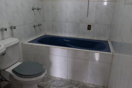 Apartamento à venda com 820m², 3 quartos e 1 vagaBanheiro da Suíte