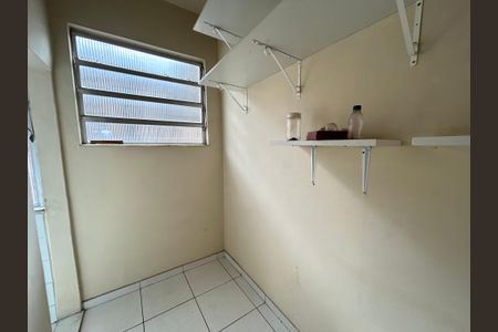 Apartamento à venda com 45m², 1 quarto e sem vagaQuarto de Serviço