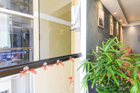 Sala de apartamento à venda com 2 quartos, 52m² em Igara, Canoas