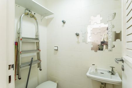 Apartamento para alugar com 85m², 2 quartos e 2 vagasBanheiro de serviço