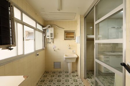 Apartamento à venda com 108m², 3 quartos e 1 vaga Apartamento à venda com 108m², 3 quartos e 1 vagaÁrea de Serviço