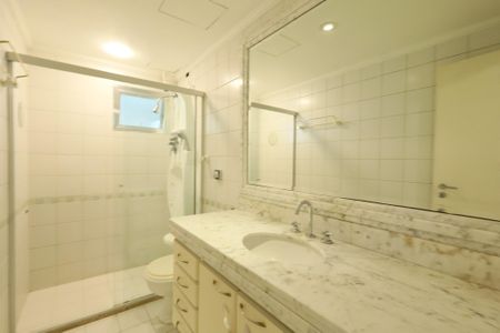 Apartamento à venda com 108m², 3 quartos e 1 vaga Apartamento à venda com 108m², 3 quartos e 1 vagaBanheiro Social