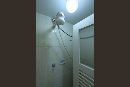 Apartamento à venda com 108m², 3 quartos e 1 vaga Apartamento à venda com 108m², 3 quartos e 1 vagaBanheiro de serviço