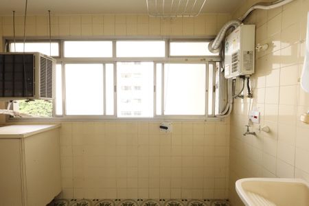 Apartamento à venda com 108m², 3 quartos e 1 vaga Apartamento à venda com 108m², 3 quartos e 1 vagaÁrea de Serviço