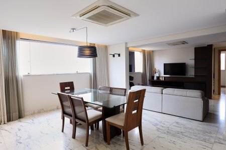 Sala de apartamento para alugar com 1 quarto, 84m² em Lourdes, Belo Horizonte