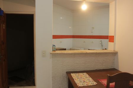 Sala de apartamento para alugar com 2 quartos, 60m² em Saboó, Santos