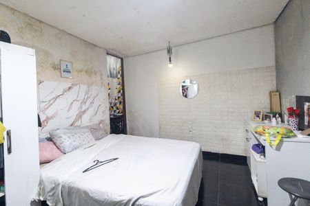 Casa à venda com 70m², 4 quartos e 1 vagaSuíte 2