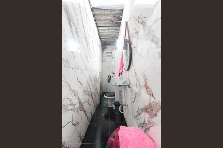 Casa à venda com 70m², 4 quartos e 1 vagaBanheiro da Suíte 1