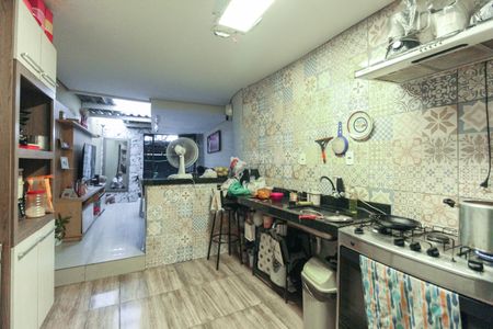 Casa à venda com 70m², 4 quartos e 1 vagaCozinha