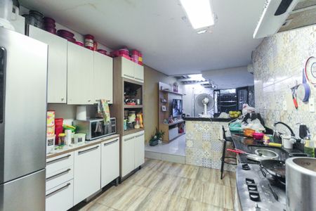 Casa à venda com 70m², 4 quartos e 1 vagaCozinha