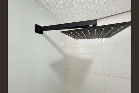 Apartamento à venda com 43m², 2 quartos e 1 vagaChuveiro