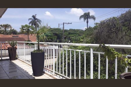 Casa à venda com 4 quartos, 329m² em Granja Julieta, São Paulo