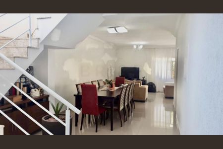 Casa à venda com 4 quartos, 329m² em Granja Julieta, São Paulo