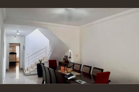 Casa à venda com 4 quartos, 329m² em Granja Julieta, São Paulo