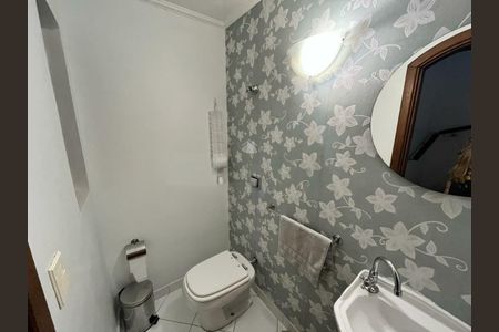 Casa à venda com 4 quartos, 225m² em Santo Amaro, São Paulo