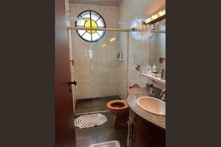 Casa à venda com 201m², 3 quartos e 4 vagas