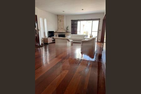 Casa à venda com 3 quartos, 201m² em Socorro, São Paulo