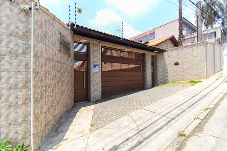 Casa de condomínio à venda com 78m², 2 quartos e 1 vaga Casa de condomínio à venda com 78m², 2 quartos e 1 vagaFachada + Placa