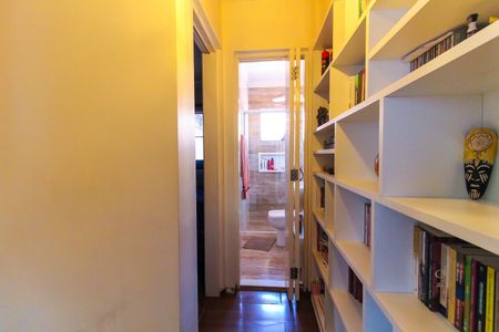 Casa de condomínio à venda com 78m², 2 quartos e 1 vaga Casa de condomínio à venda com 78m², 2 quartos e 1 vagaHall