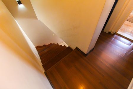 Casa de condomínio à venda com 78m², 2 quartos e 1 vaga Casa de condomínio à venda com 78m², 2 quartos e 1 vagaHall