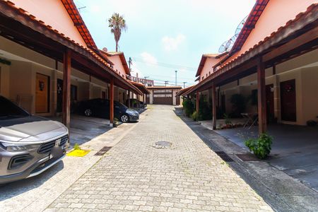 Casa de condomínio à venda com 78m², 2 quartos e 1 vaga Casa de condomínio à venda com 78m², 2 quartos e 1 vagaÁrea comum