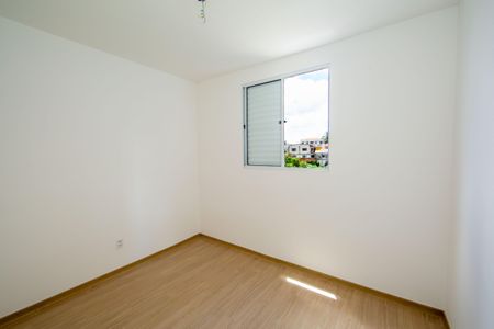 QUARTO2 de apartamento para alugar com 2 quartos, 43m² em Carlos Prates, Belo Horizonte