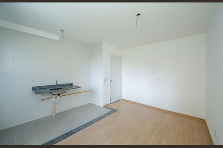 SALA de apartamento para alugar com 2 quartos, 43m² em Carlos Prates, Belo Horizonte