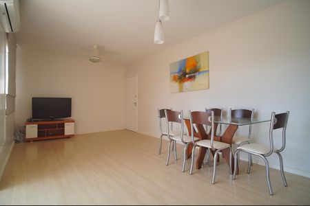 Sala de apartamento para alugar com 2 quartos, 96m² em Guarani, Novo Hamburgo