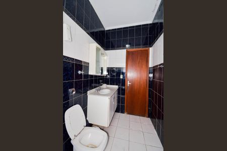 Casa à venda com 250m², 3 quartos e 4 vagasBanheiro