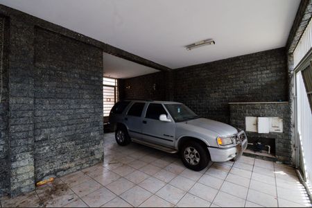 Casa à venda com 250m², 3 quartos e 4 vagasGaragem