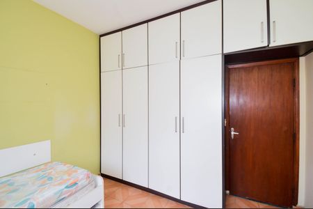 Casa à venda com 250m², 3 quartos e 4 vagasQuarto 2