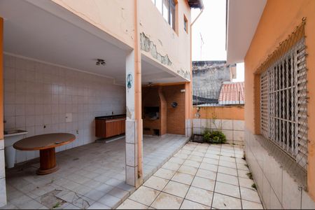 Casa à venda com 250m², 3 quartos e 4 vagasÁrea de Serviço