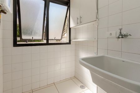 Apartamento à venda com 67m², 2 quartos e 1 vagaÁrea de Serviço