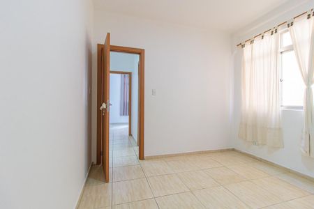 Quarto 1 de apartamento para alugar com 2 quartos, 64m² em Centro, Curitiba