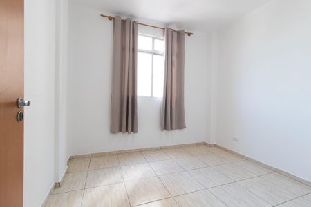 Quarto 2 de apartamento para alugar com 2 quartos, 64m² em Centro, Curitiba
