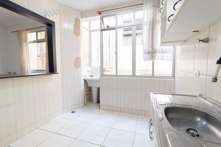 Apartamento para alugar com 64m², 2 quartos e sem vagaCozinha - Armários