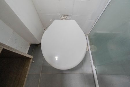 Banheiro de apartamento para alugar com 1 quarto, 35m² em República, São Paulo
