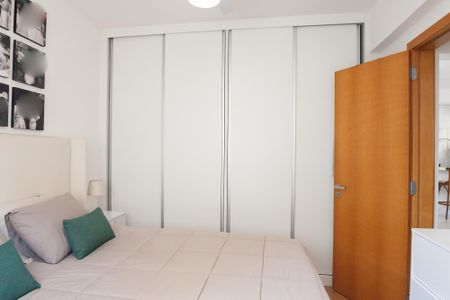 Apartamento à venda com 69m², 2 quartos e 2 vagasQuarto 2