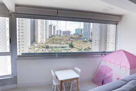 Apartamento à venda com 69m², 2 quartos e 2 vagasVaranda da Sala