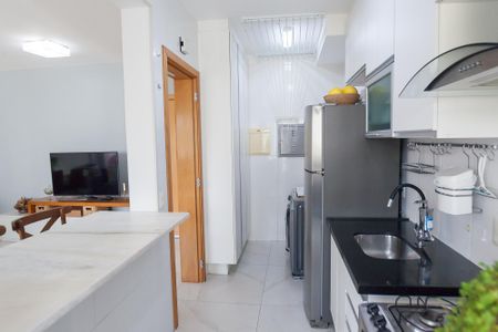 Apartamento à venda com 69m², 2 quartos e 2 vagasCozinha 