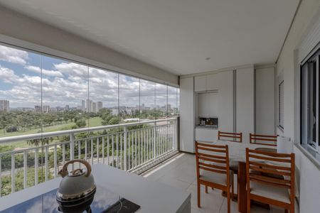 Apartamento à venda com 70m², 3 quartos e 2 vagasVaranda