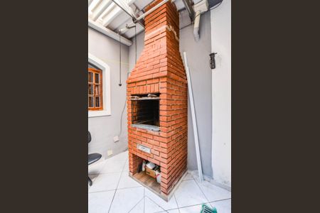 Casa para alugar com 50m², 1 quarto e 1 vaga Casa para alugar com 50m², 1 quarto e 1 vagaChurrasqueira