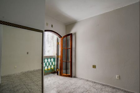 Casa para alugar com 50m², 1 quarto e 1 vaga Casa para alugar com 50m², 1 quarto e 1 vagaSuite