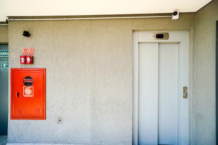 Apartamento à venda com 56m², 2 quartos e sem vagaHall do elevador