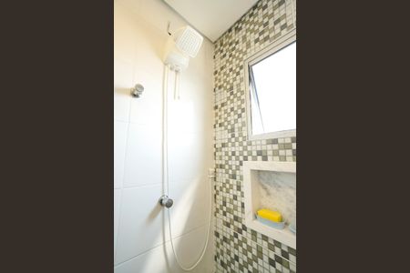 Apartamento à venda com 56m², 2 quartos e sem vagaChuveiro