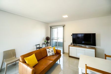 Apartamento à venda com 56m², 2 quartos e sem vagaSala e cozinha