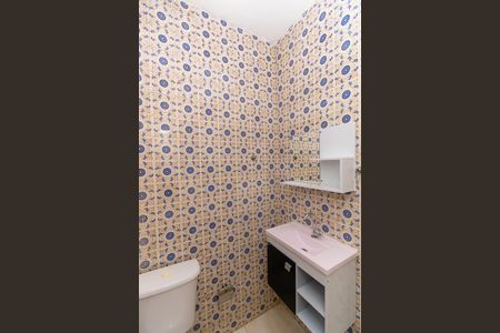 Casa à venda com 95m², 2 quartos e 2 vagasBanheiro