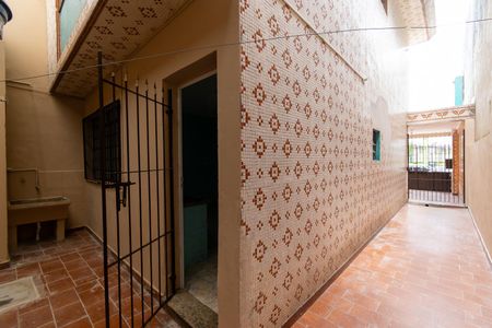Casa à venda com 95m², 2 quartos e 2 vagasQuintal